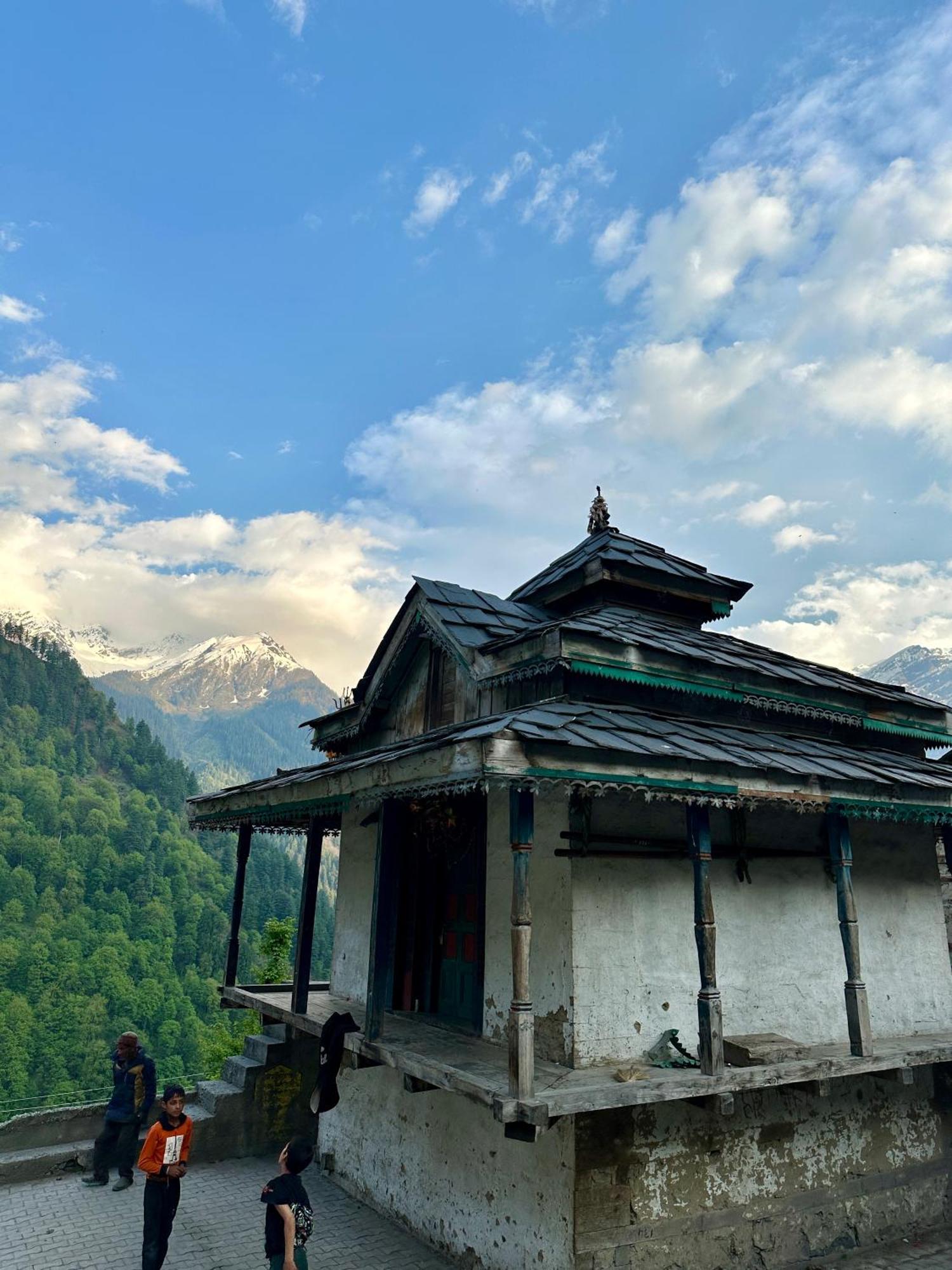 Aditya Guest House Tosh Exterior photo